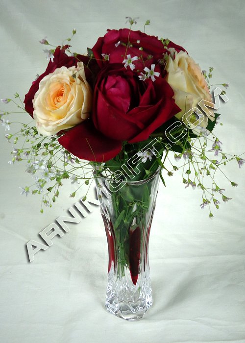 Send Red & Yellow Rose+Vase to Bangladesh, Send gifts to Bangladesh