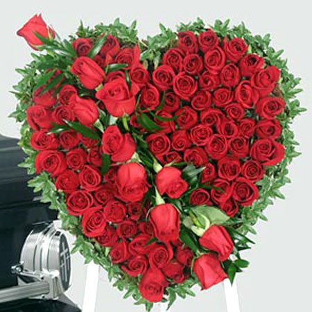 Send Heart  with 50 Rose to Bangladesh, Send gifts to Bangladesh
