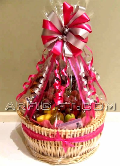 Send Mix Fruit Basket to Bangladesh, Send gifts to Bangladesh