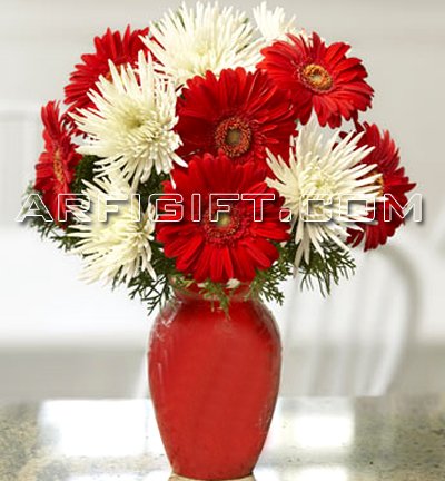 Send Thailand Gerbera With Vase to Bangladesh, Send gifts to Bangladesh