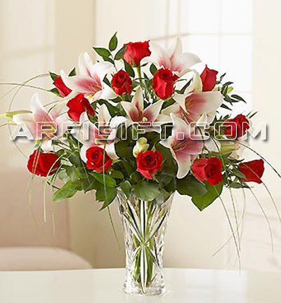 Send Thailand Rose & Lily  With Vase to Bangladesh, Send gifts to Bangladesh