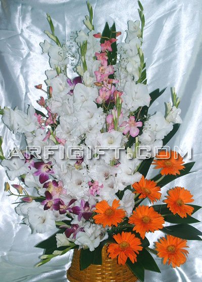 Send Mix Flower Basket to Bangladesh, Send gifts to Bangladesh