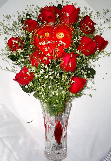 Send Rose & Valentine Stick to Bangladesh, Send gifts to Bangladesh