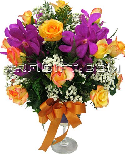 Send Mix Rose with Vase to Bangladesh, Send gifts to Bangladesh