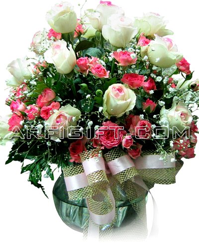 Send Mixed Roses Arrangement to Bangladesh, Send gifts to Bangladesh