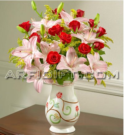 Send Mix Rose with Vase to Bangladesh, Send gifts to Bangladesh