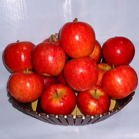 Send Decorated 2 kg Apples to Bangladesh, Send gifts to Bangladesh